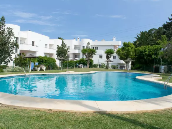 2-bedroom Apartment In Estepona, Spain (118 M²)