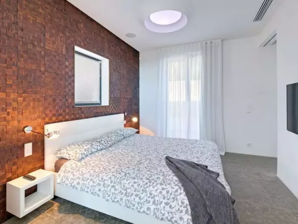 5-bedroom Villa In Calvià, Spain (324 M²)