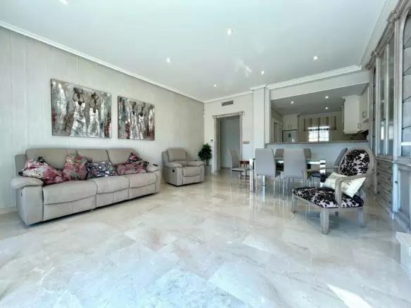 3-bedroom Apartment In Orihuela, Spain (104 M²)