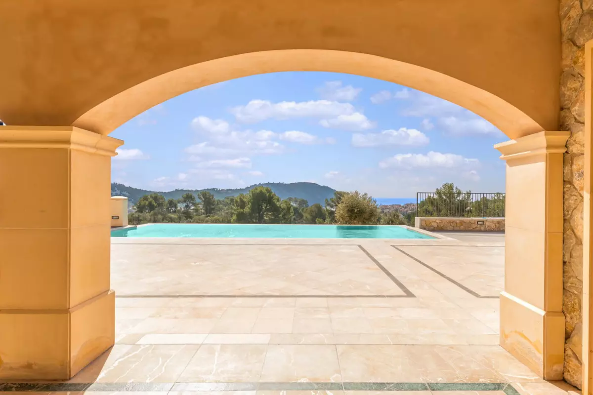 5-bedroom Country House In Andratx, Spain (800 M²)