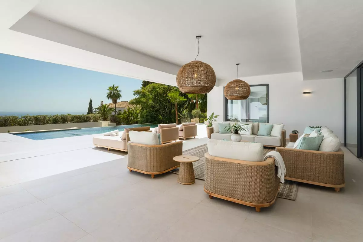 5-bedroom Villa In Marbella, Spain (627 M²)