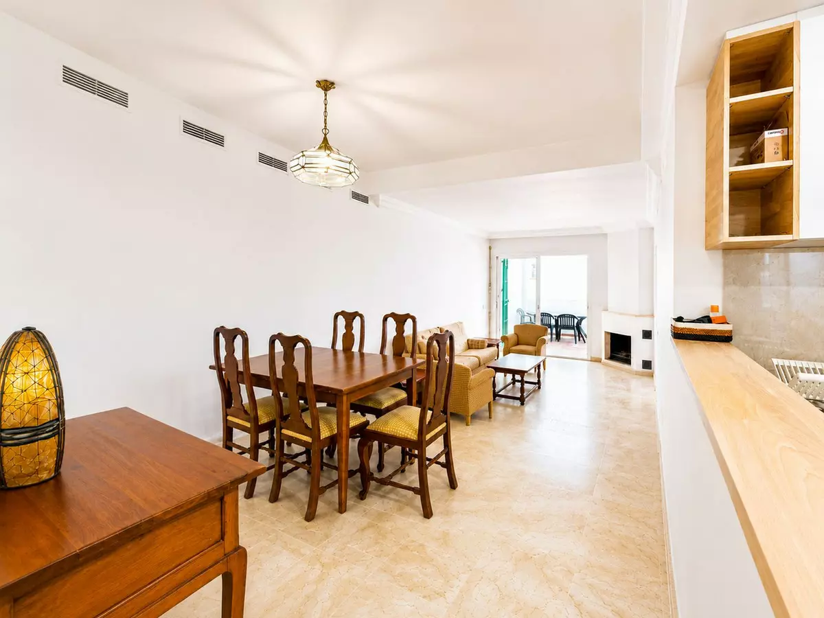 2-bedroom Apartment In Marbella, Spain (93 M²)