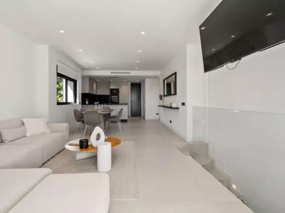 3-bedroom Apartment In Estepona, Spain (269 M²)