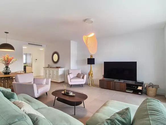 3-bedroom Apartment In Casares, Spain (149 M²)