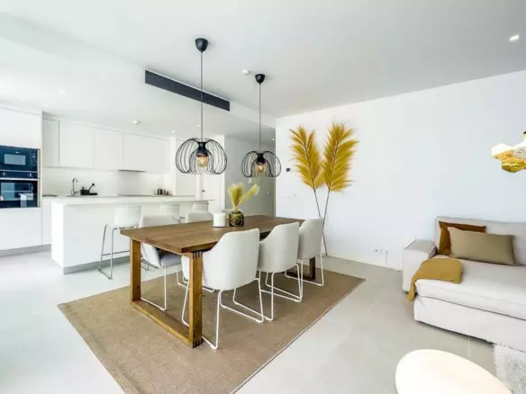 2-bedroom Apartment In Fuengirola, Spain (103 M²)