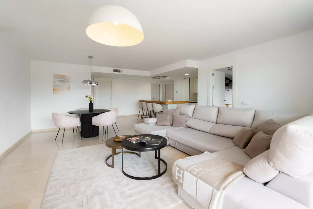 4-bedroom Apartment In Marbella, Spain (145 M²)