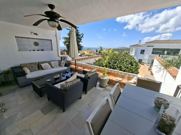 3-bedroom Town House In Manilva, Spain (131 M²)