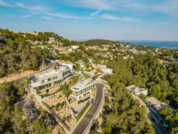 4-bedroom Villa In Calvià, Spain (584 M²)