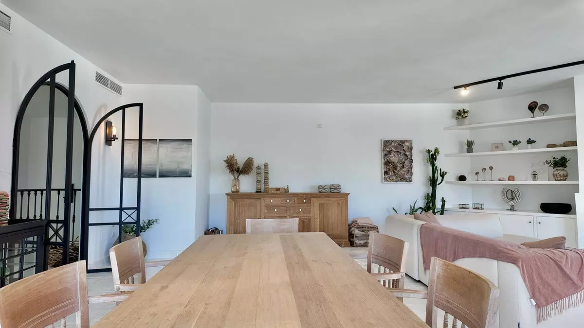 3-bedroom Villa In Mijas, Spain (260 M²)