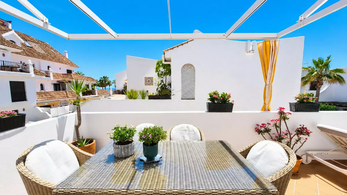 2-bedroom Apartment In Manilva, Spain (73 M²)