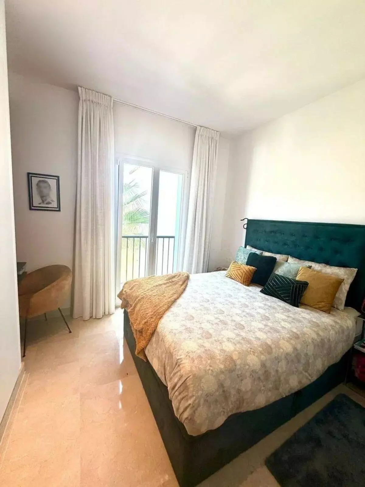 3-bedroom Apartment In Estepona, Spain (100 M²)