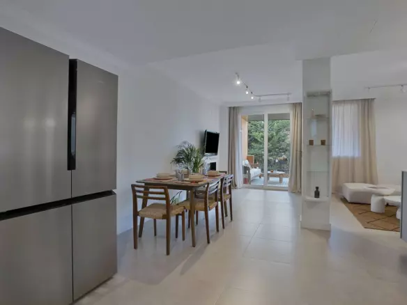 2-bedroom Apartment In Estepona, Spain (140 M²)