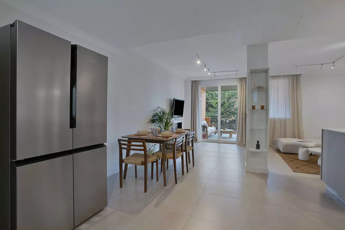 2-bedroom Apartment In Estepona, Spain (140 M²)