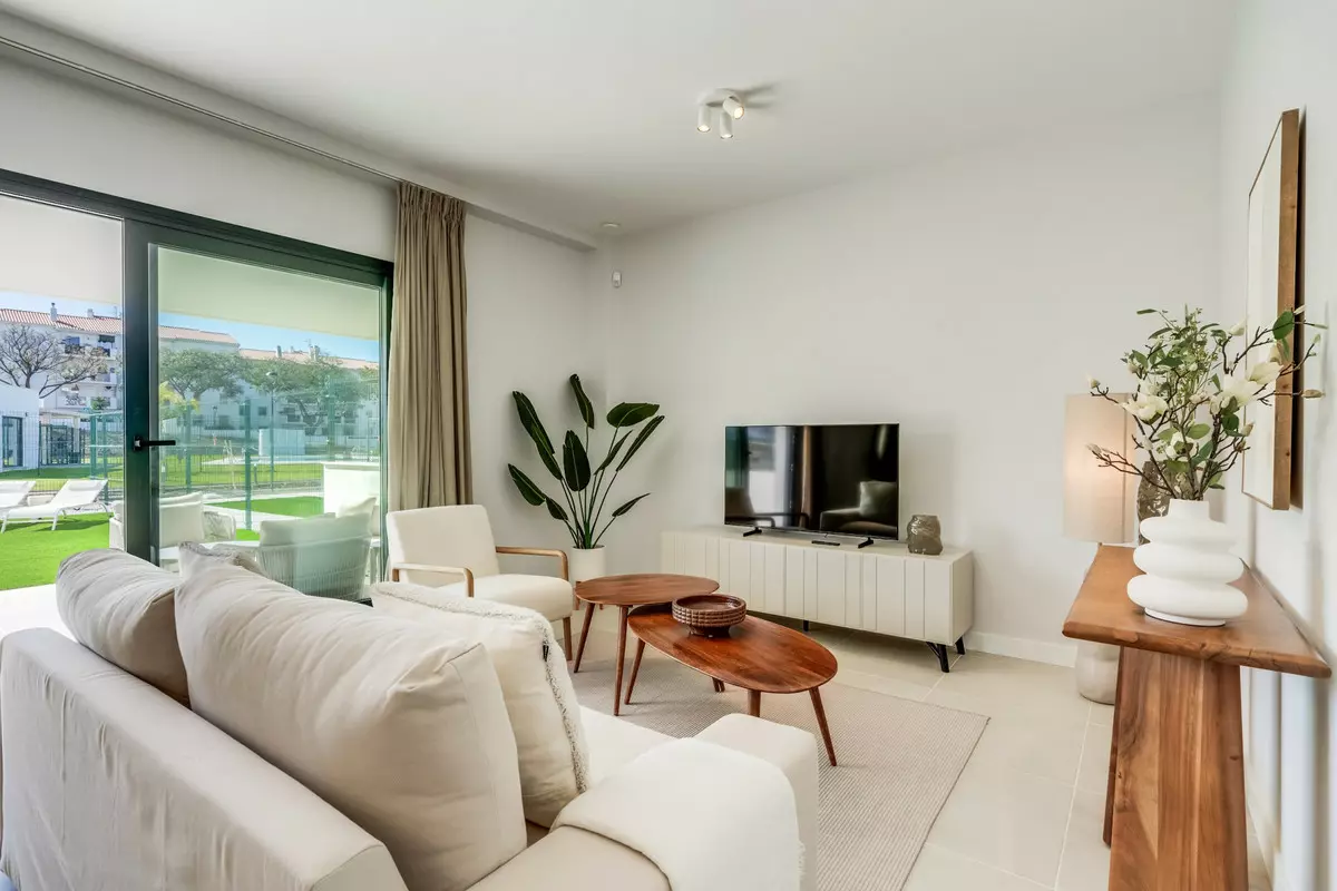 2-bedroom Apartment In Estepona, Spain (110 M²)
