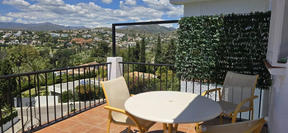 2-bedroom Apartment In Estepona, Spain (126 M²)