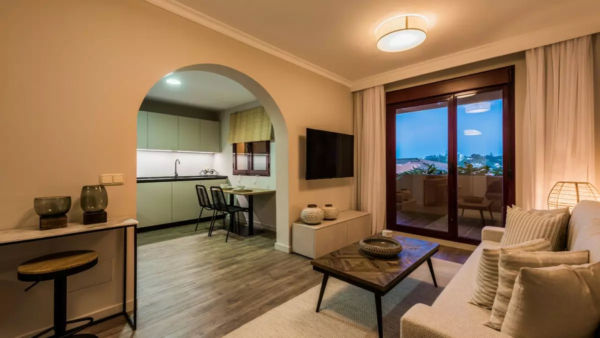 2-bedroom Apartment In Estepona, Spain (92 M²)