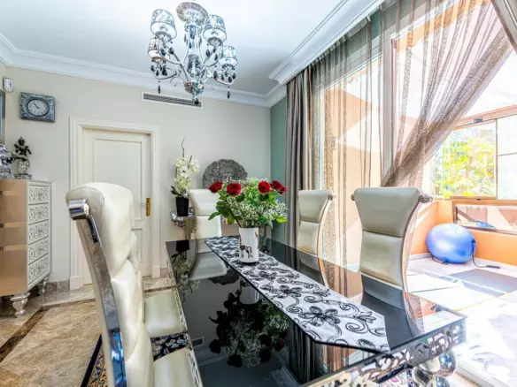 2-bedroom Apartment In Marbella, Spain (142 M²)