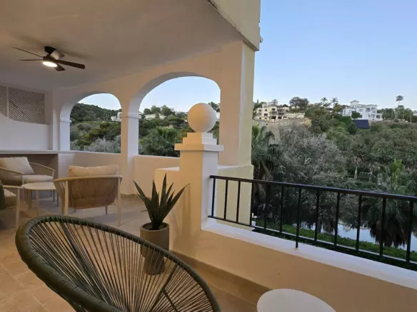 3-bedroom Apartment In Benahavis, Spain (100 M²)