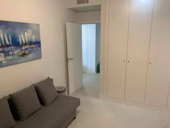 3-bedroom Property In Estepona, Spain (159 M²)