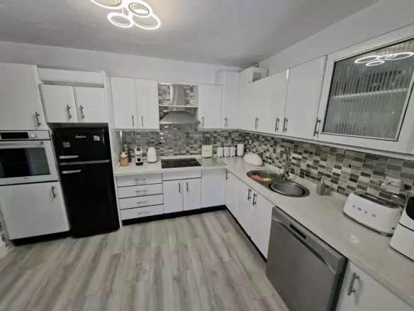 3-bedroom Town House In Manilva, Spain (131 M²)
