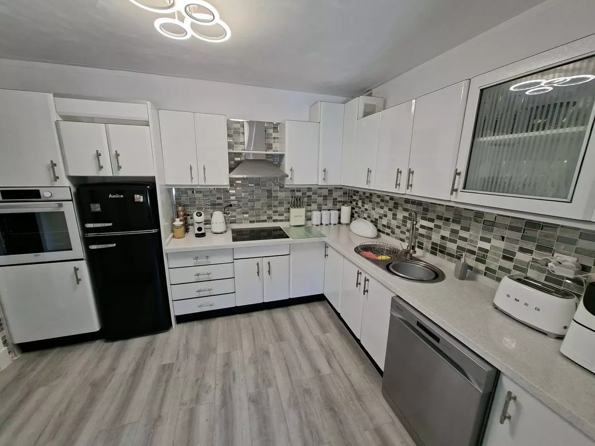 3-bedroom Town House In Manilva, Spain (131 M²)
