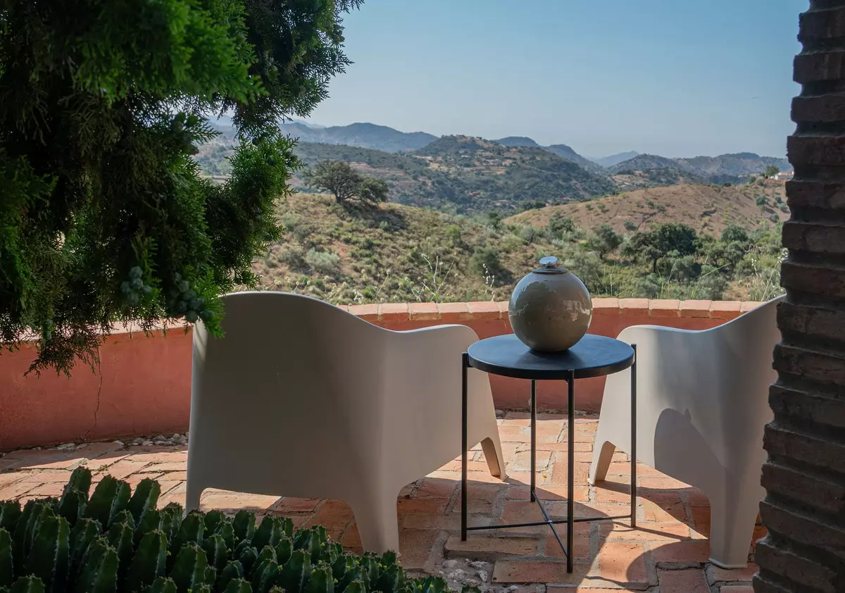 7-bedroom Country House In Almogía, Spain (102 M²)