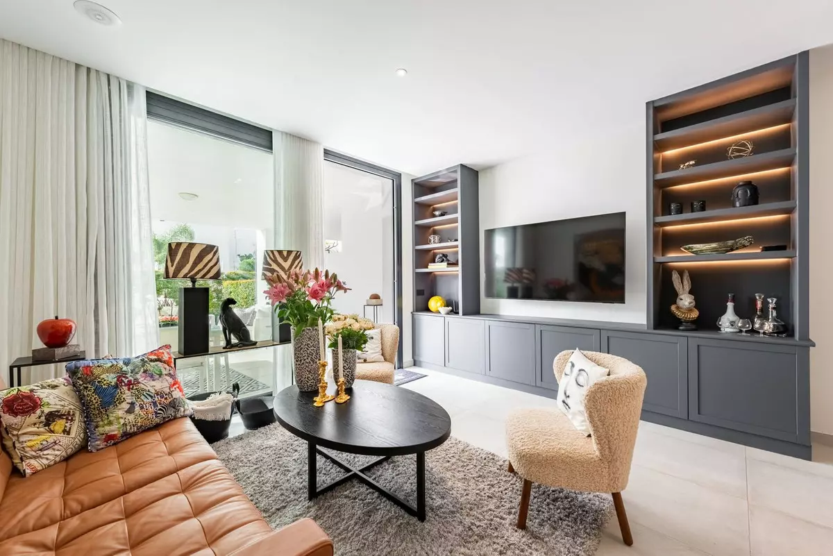 2-bedroom Apartment In Estepona, Spain (112 M²)