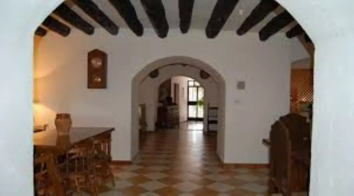 14-bedroom Town House In Álora, Spain (1.085 M²)