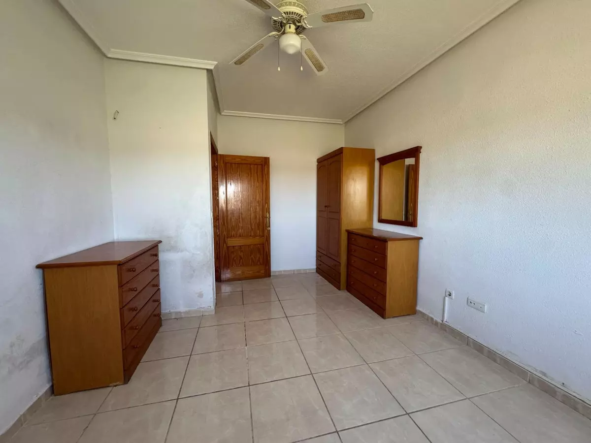 5-bedroom Country House In Dolores, Spain (277 M²)