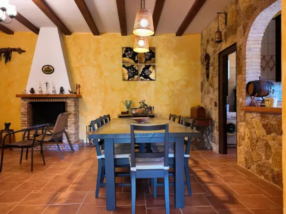 2-bedroom Country House In Álora, Spain (61 M²)