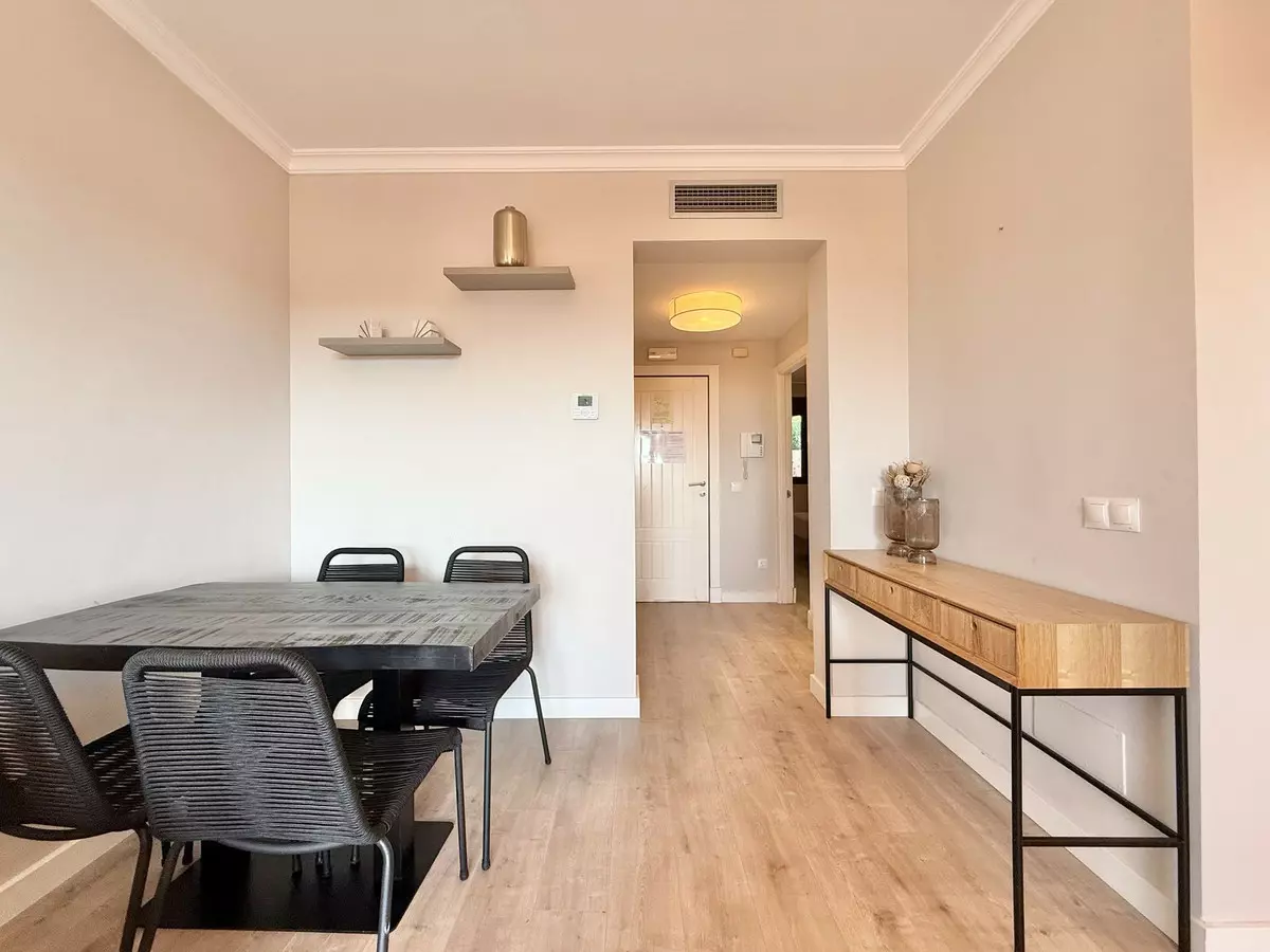 1-bedroom Apartment In Estepona, Spain (70 M²)
