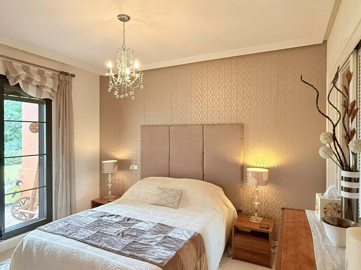 2-bedroom Apartment In Benahavis, Spain (100 M²)