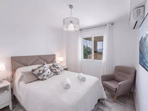 3-bedroom Apartment In Casares, Spain (80 M²)