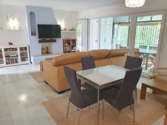 2-bedroom Apartment In Estepona, Spain (99 M²)