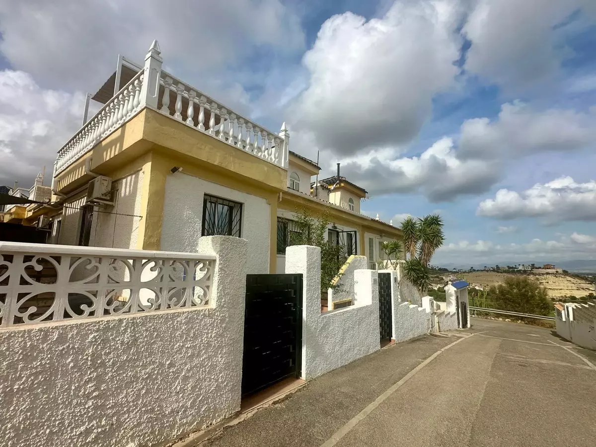 2-bedroom Villa In Rojales, Spain (80 M²)