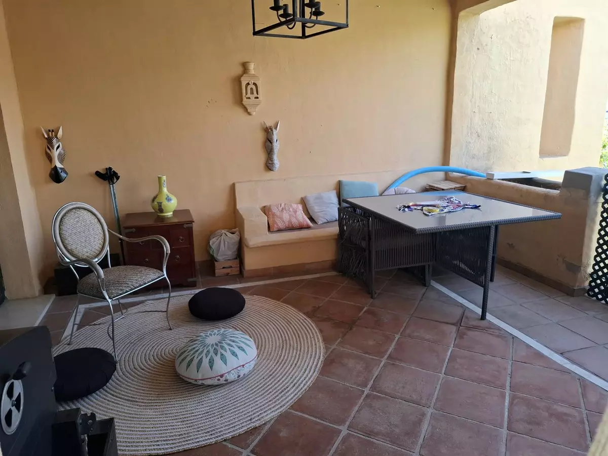 3-bedroom Apartment In Estepona, Spain (138 M²)