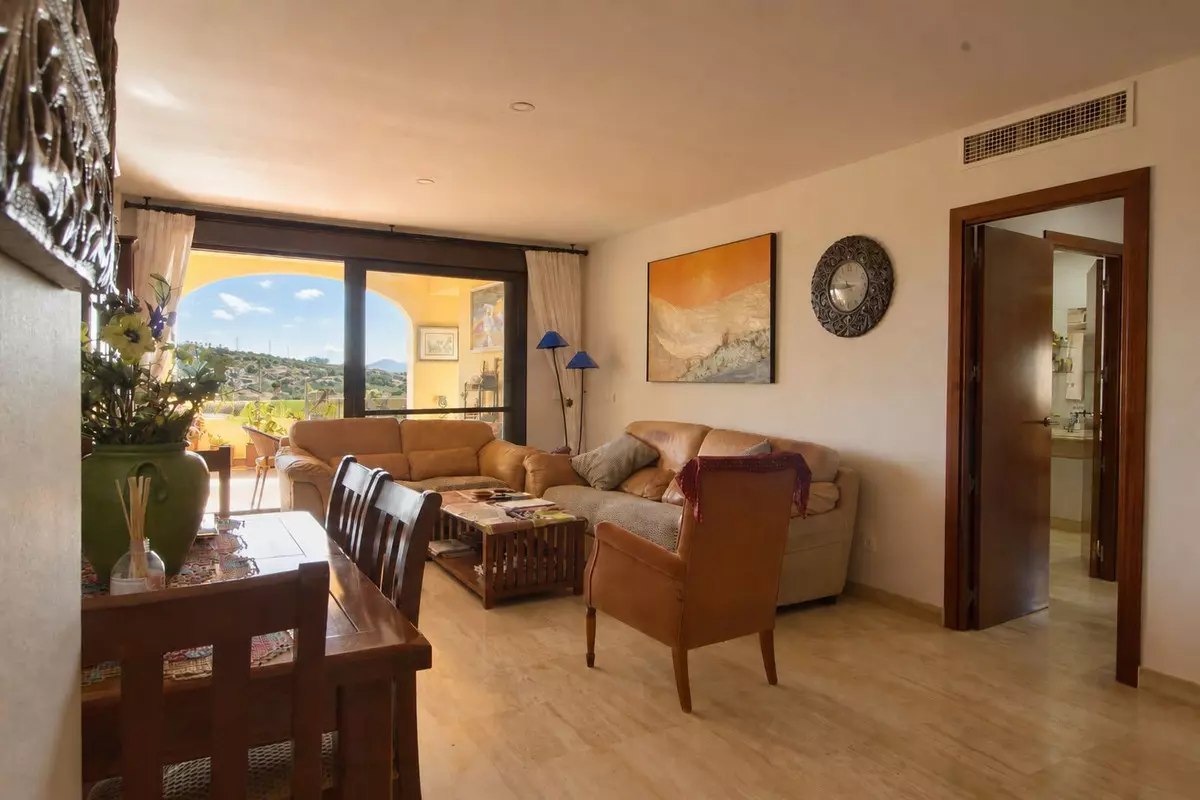 3-bedroom Apartment In Estepona, Spain (134 M²)