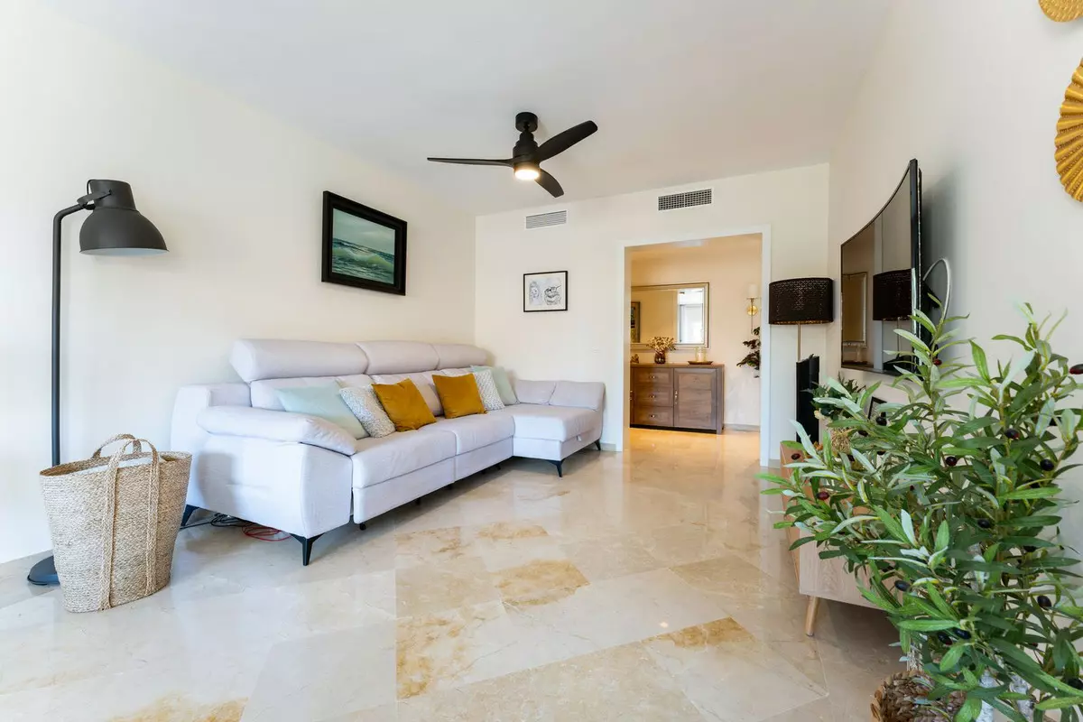 3-bedroom Apartment In Mijas, Spain (128 M²)