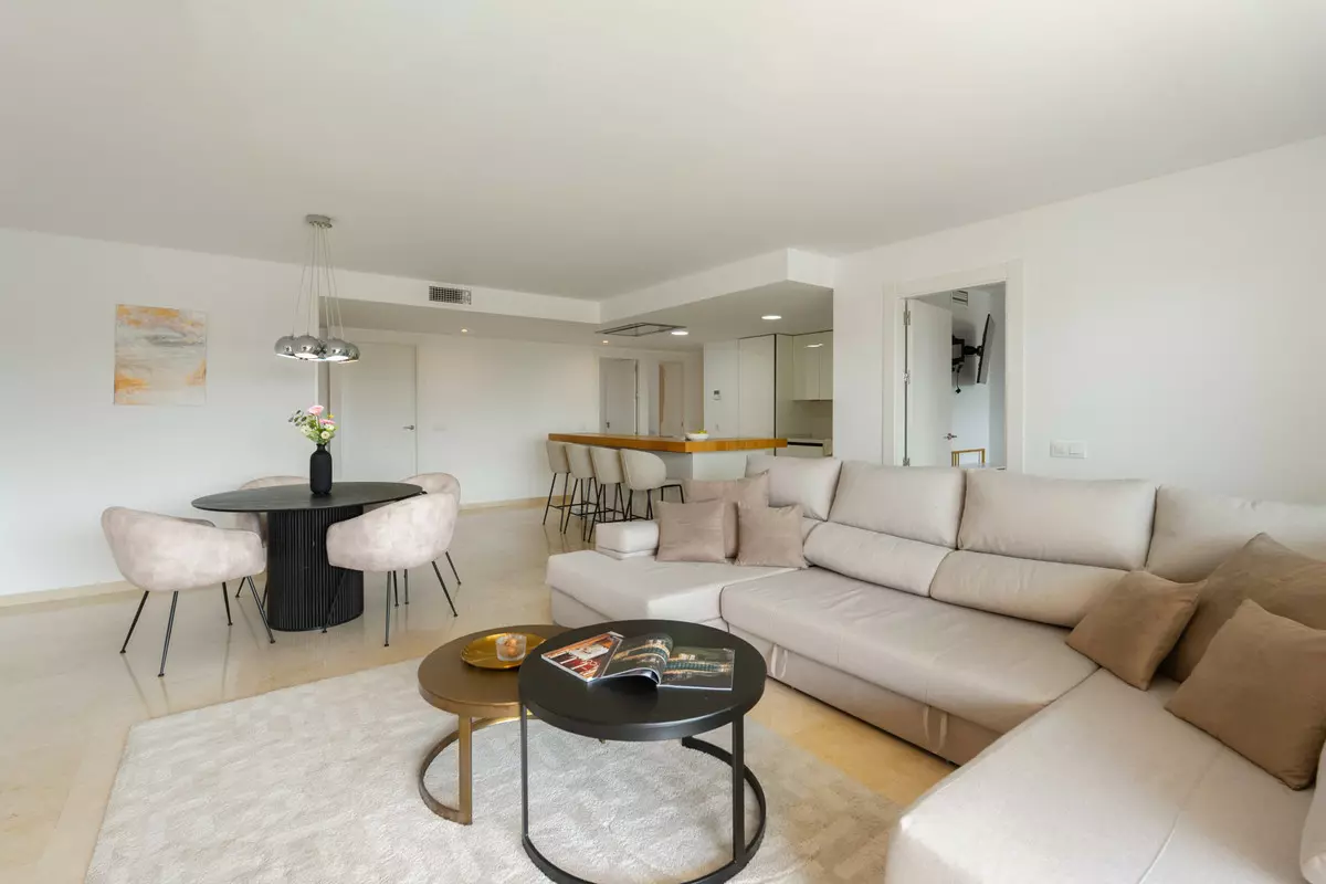 4-bedroom Apartment In Marbella, Spain (145 M²)