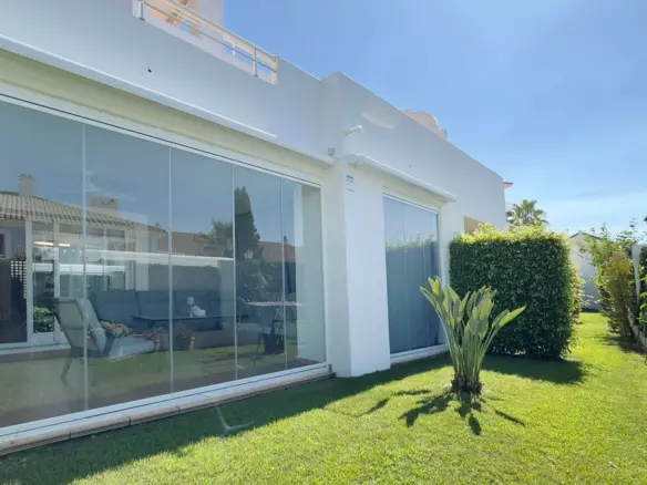 2-bedroom Apartment In Estepona, Spain (92 M²)