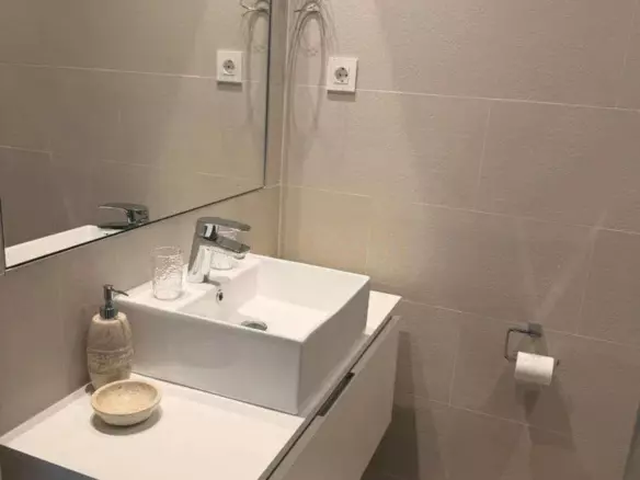 3-bedroom Apartment In Estepona, Spain (100 M²)