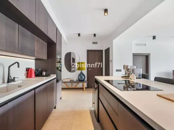 3-bedroom Apartment In Marbella, Spain (98 M²)