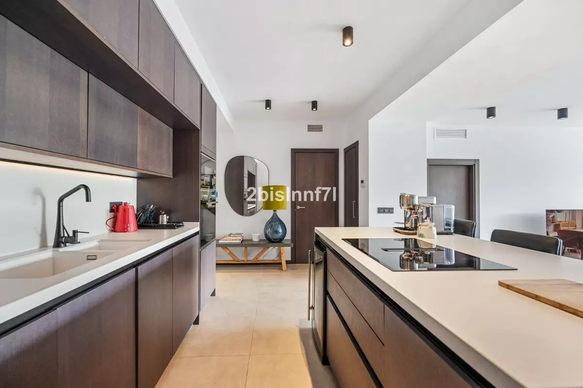 3-bedroom Apartment In Marbella, Spain (98 M²)