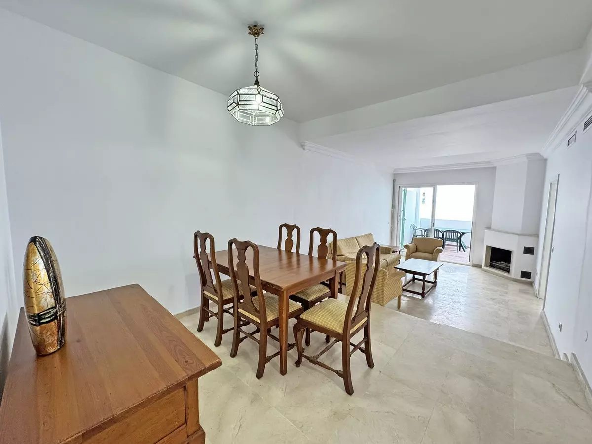 2-bedroom Apartment In Marbella, Spain (93 M²)