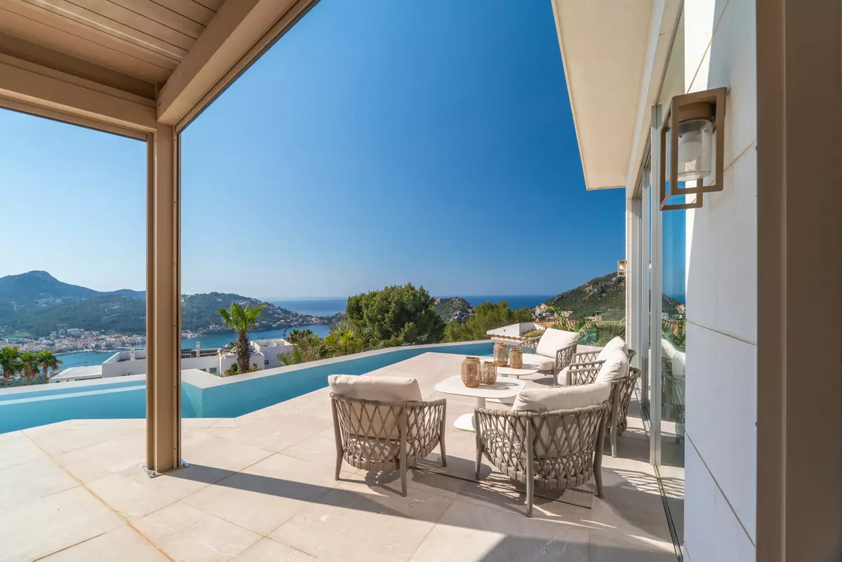 5-bedroom Villa In Andratx, Spain (824 M²)