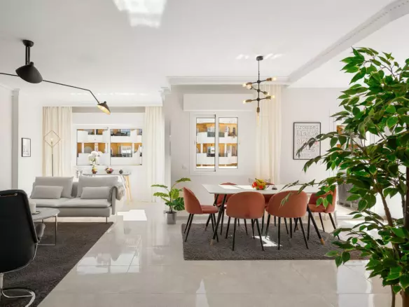 3-bedroom Apartment In Marbella, Spain (151 M²)