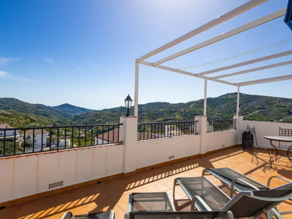 5-bedroom Town House In Canillas De Albaida, Spain (449 M²)