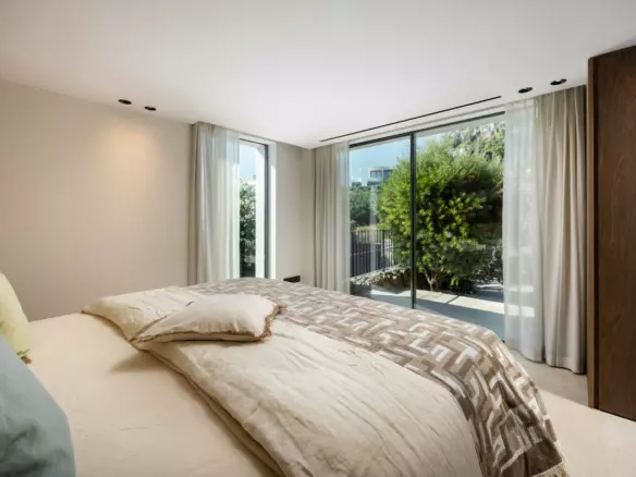 5-bedroom Villa In Marbella, Spain (785 M²)