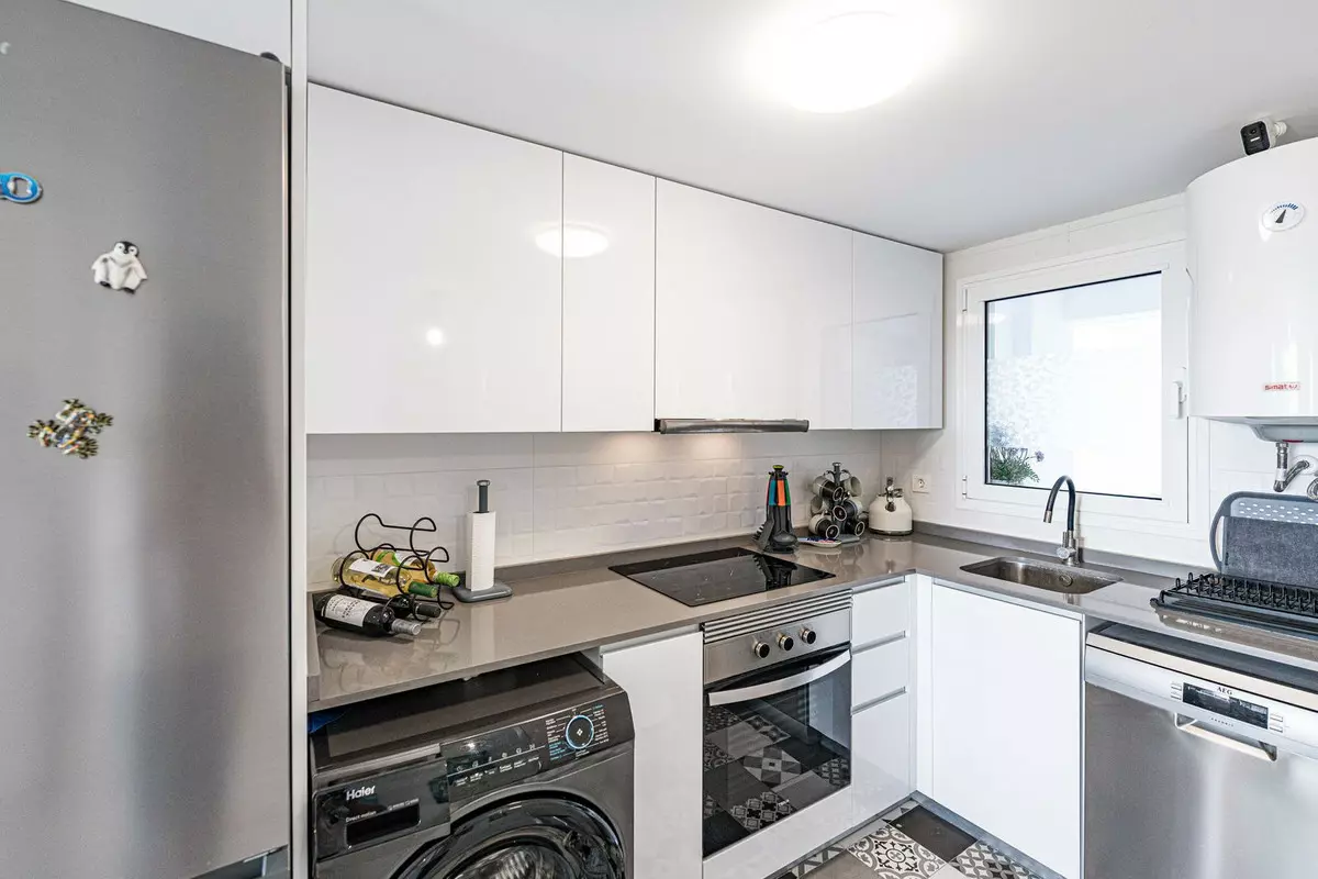 3-bedroom Apartment In Casares, Spain (80 M²)
