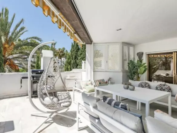 4-bedroom Apartment In Marbella, Spain (116 M²)